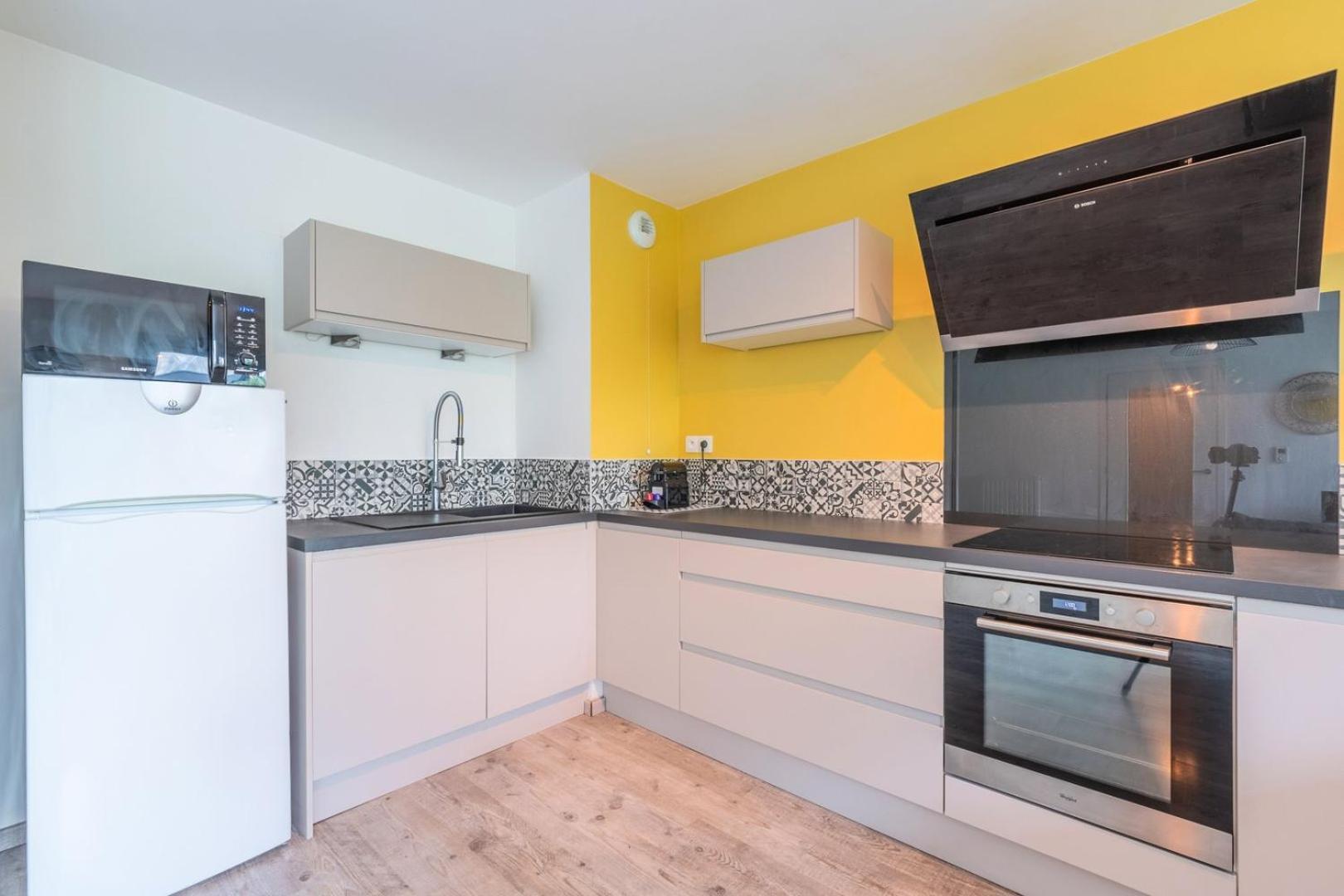 Apartment Near Metro With Parking & Balconies Лілль Екстер'єр фото